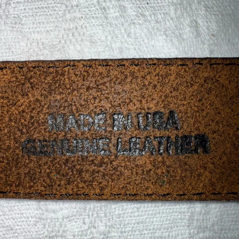 Leather Dark Brown Made In The USA Belt Brass Buckle Quiet Luxury Preppy Sz 44